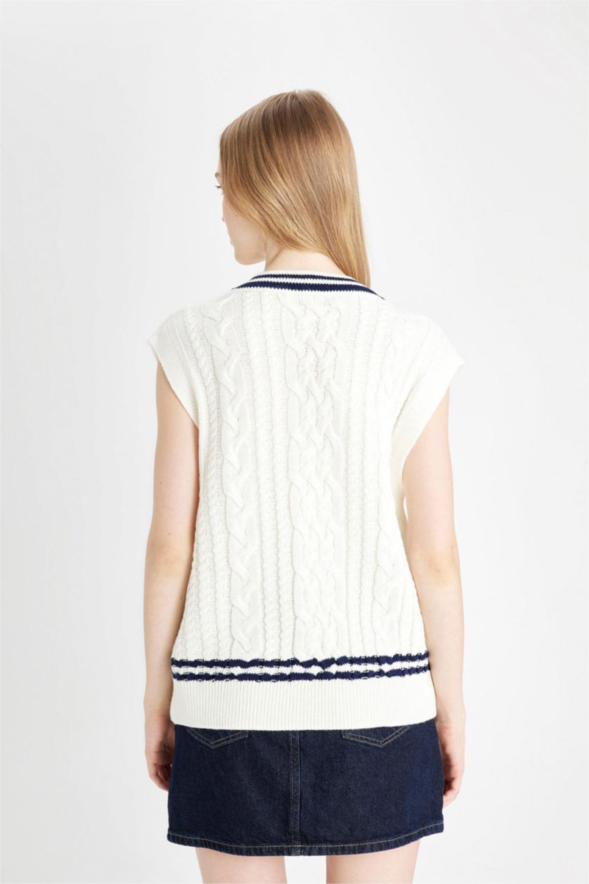 Women Ecru Regular Fit V-Neck