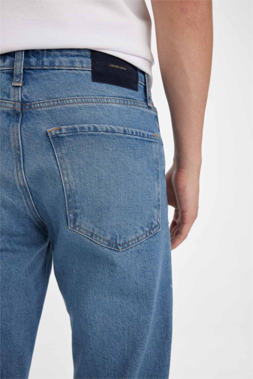 Мужчины Голубрй Джинсы Slim Tapered Fit приталенного кроя со средней талией