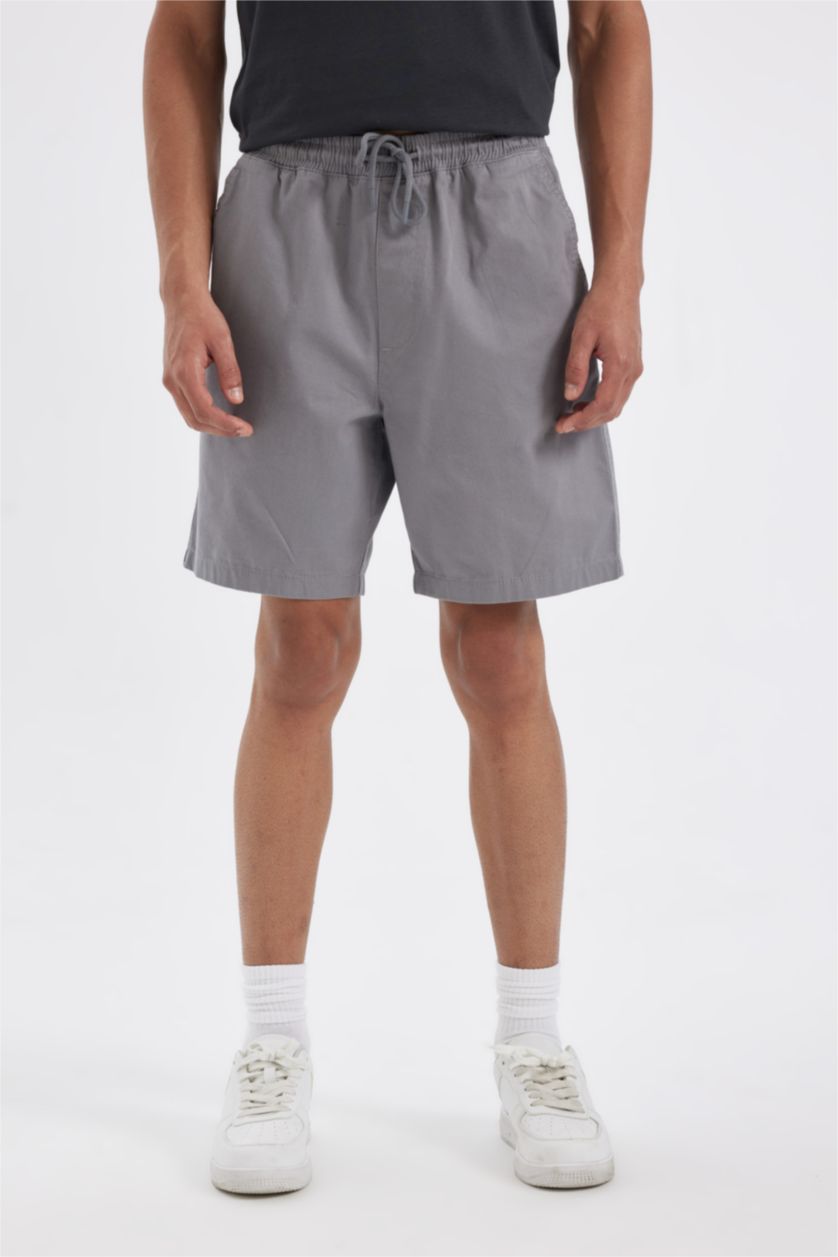 Erkek Gri Relax Fit Gabardin Bermuda Şort