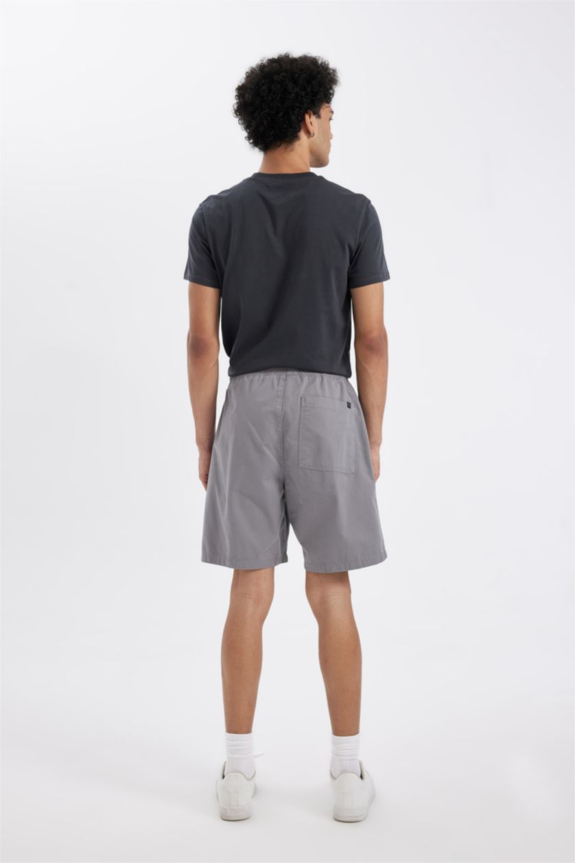 Erkek Gri Relax Fit Gabardin Bermuda Şort