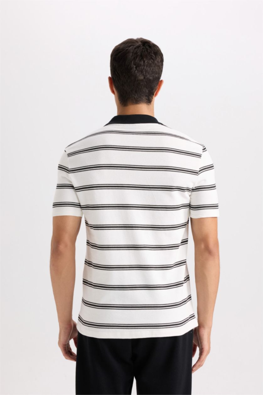 Erkek Kırık Beyaz Slim Fit Dar Kesim Polo Yaka Çizgili Kısa Kollu Tişört