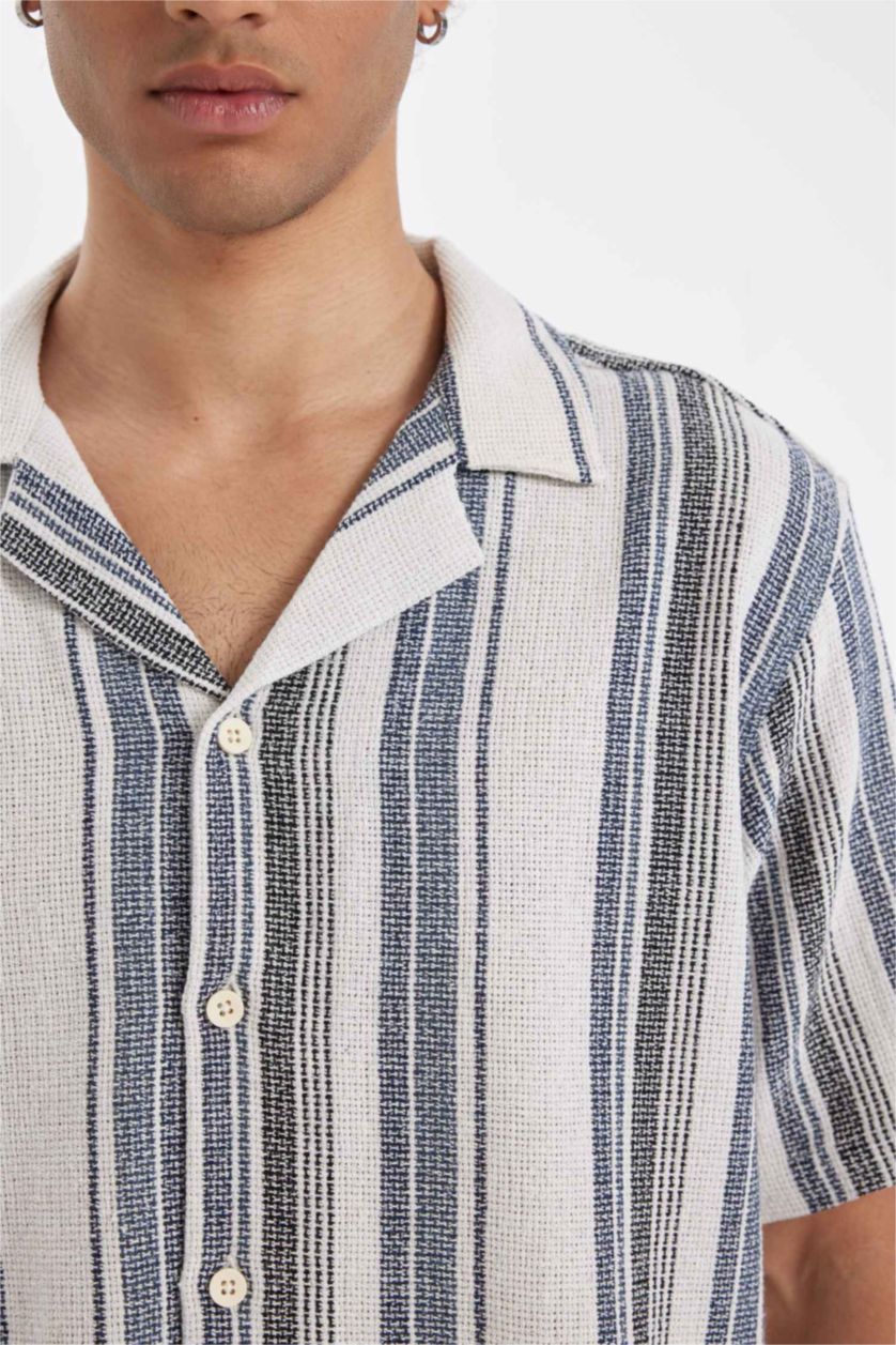 Erkek Lacivert Regular Fit Yazlık Apaş Yaka Kısa Kollu Gömlek