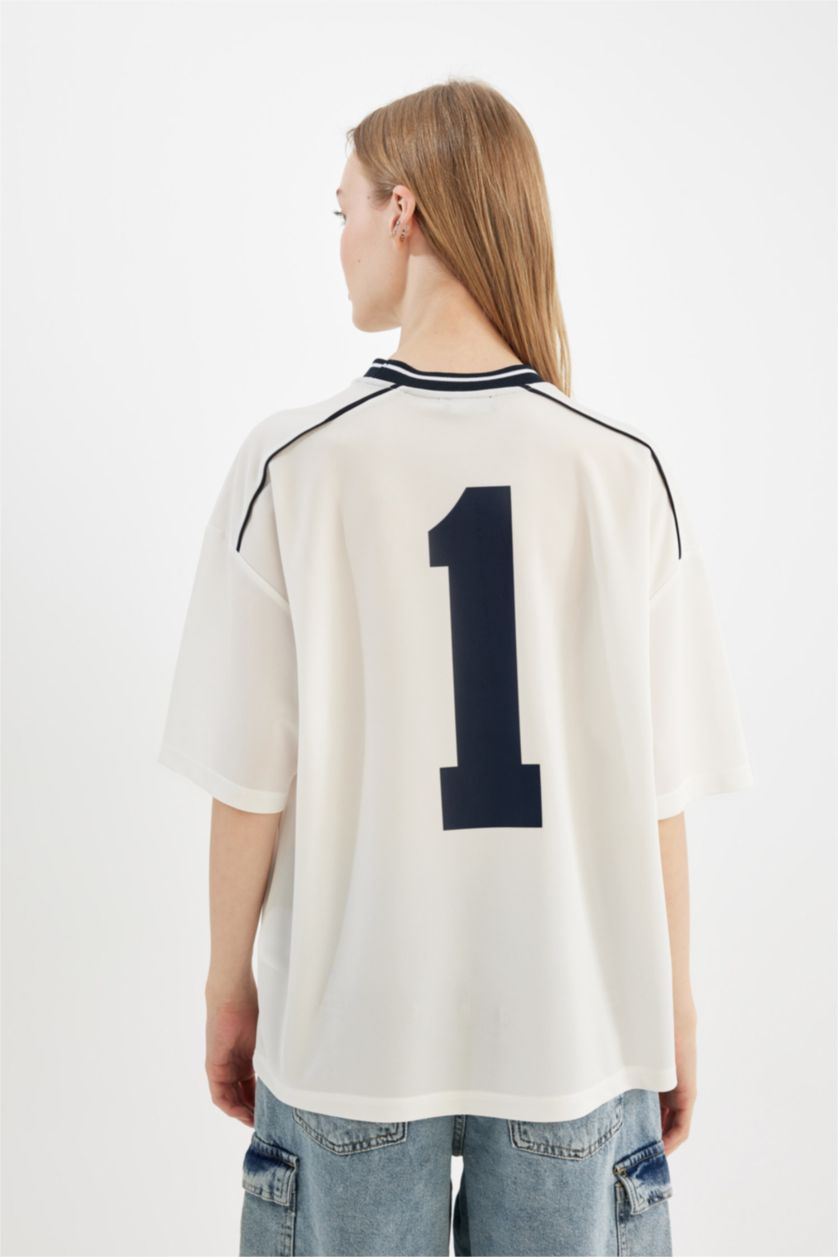 WOMAN White Oversize Fit Short Sleeve T-Shirt