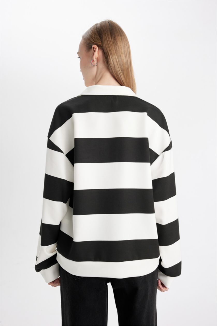 Kadın Kırık Beyaz Oversize Geniş Kalıp Çizgili Polo Yaka Kalın Sweatshirt