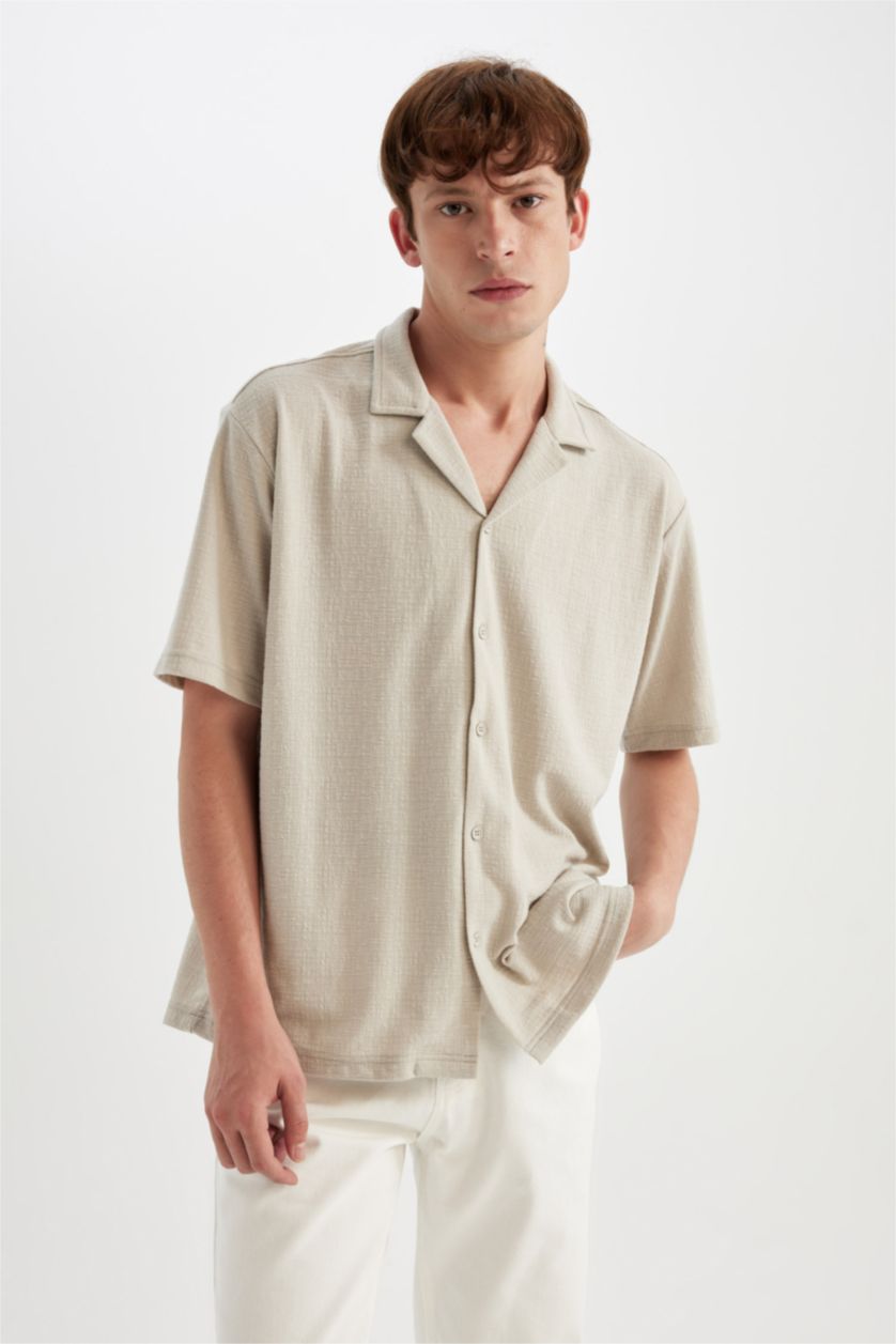 HOMME Beige Chemise coupe régulière à Manches Courtes