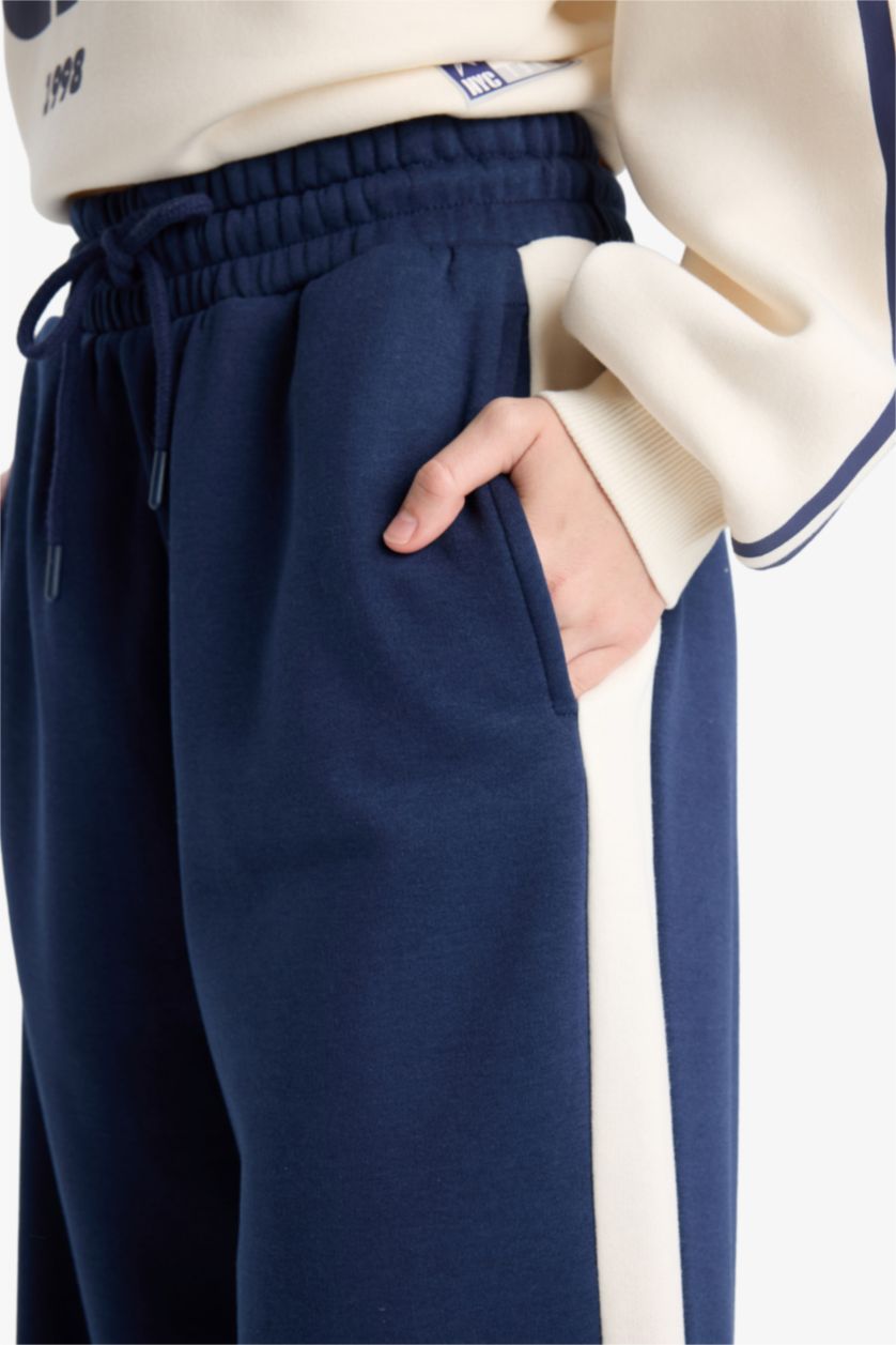 Woman NAVY Wide Leg Trousers