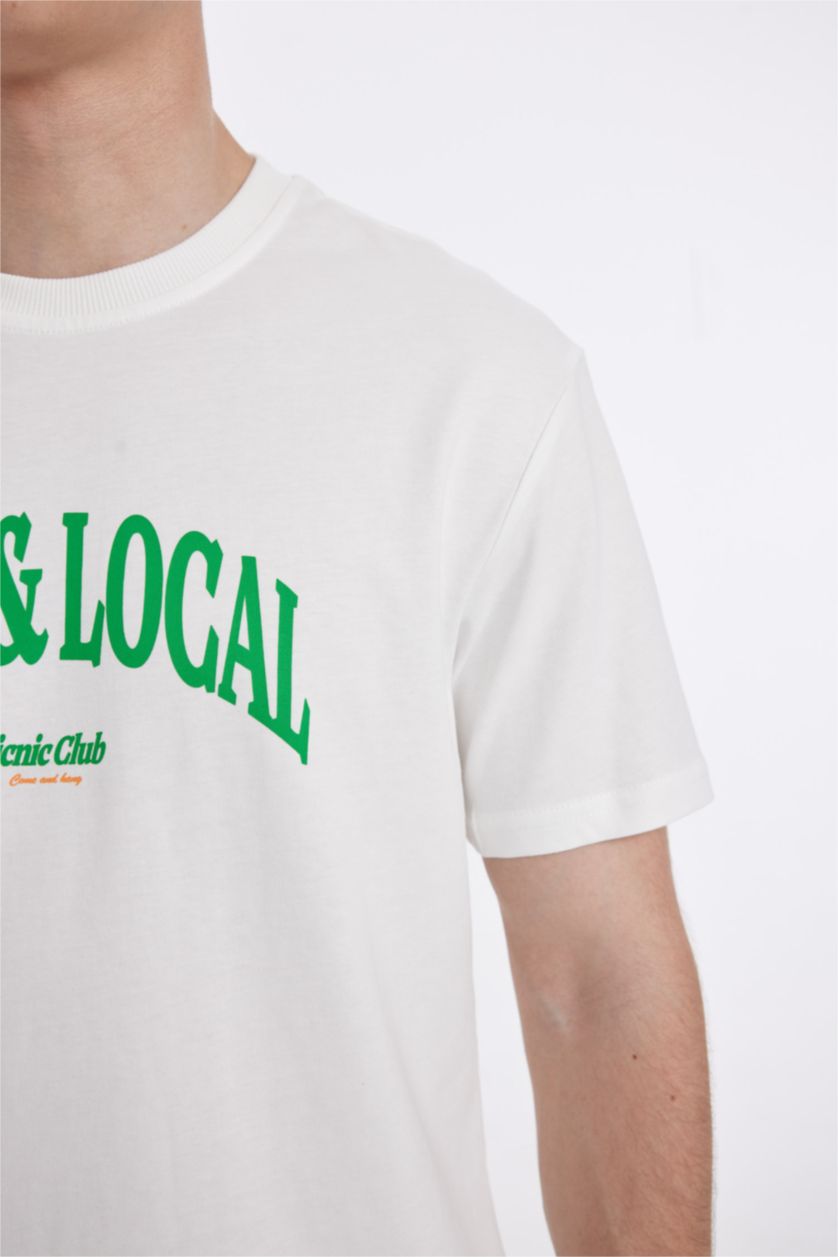 رجالي بيج فاتح تيشيرت مطبوع قصة عادية برقبة مستديرة