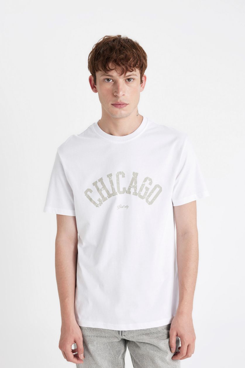 Erkek Beyaz Regular Fit Bisiklet Yaka Baskılı Kısa Kollu Tişört