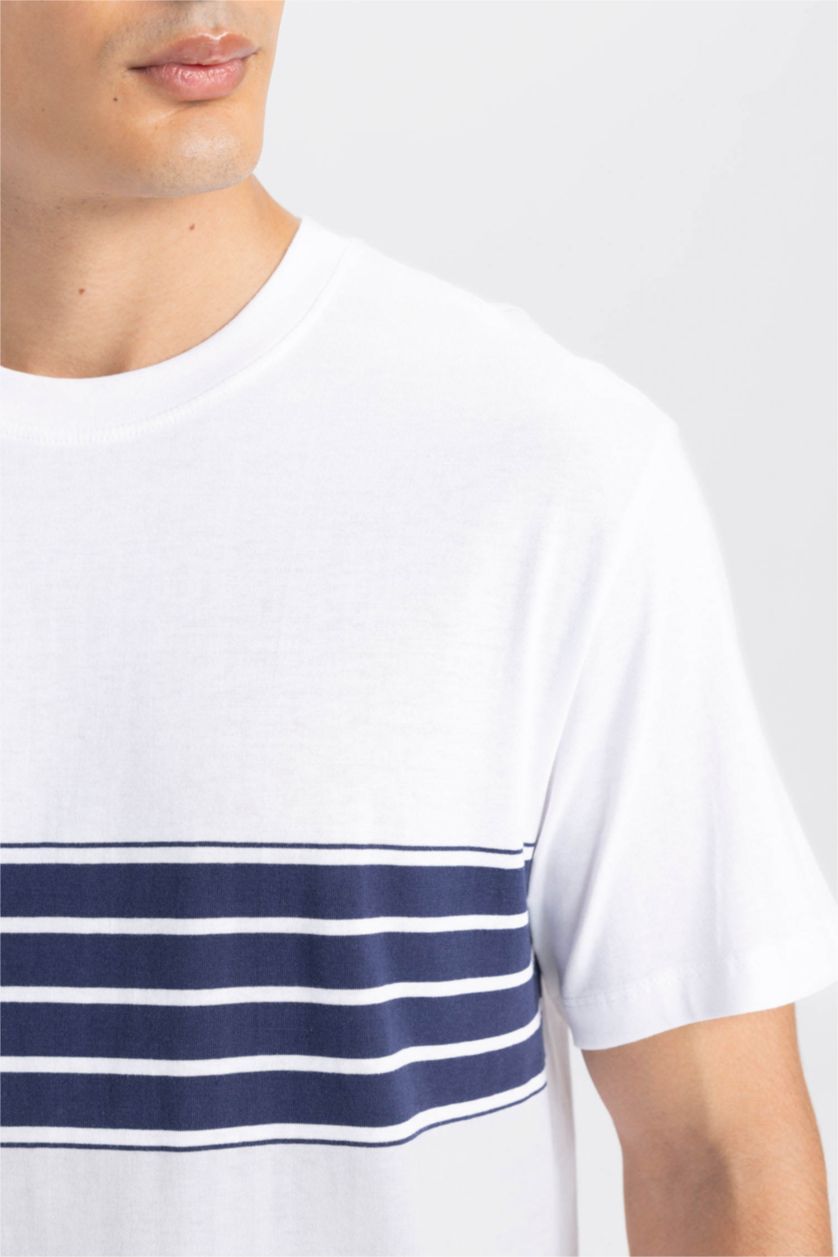 Erkek Kırık Beyaz %100 Pamuk Regular Fit Bisiklet Yaka Kısa Kollu Tişört