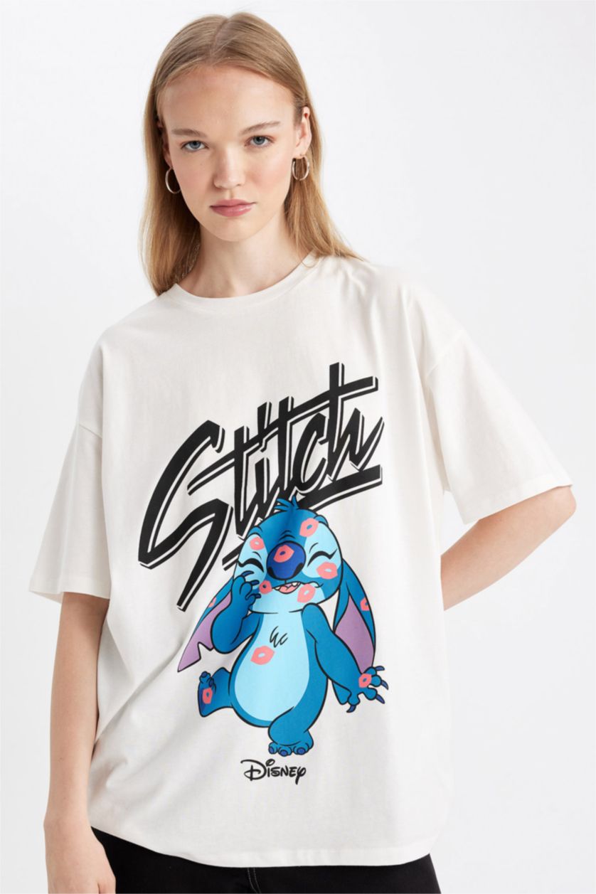 Kadın Kırık Beyaz Disney Lilo & Stitch Oversize Geniş Kalıp Bisiklet Yaka Kısa Kollu Tişört