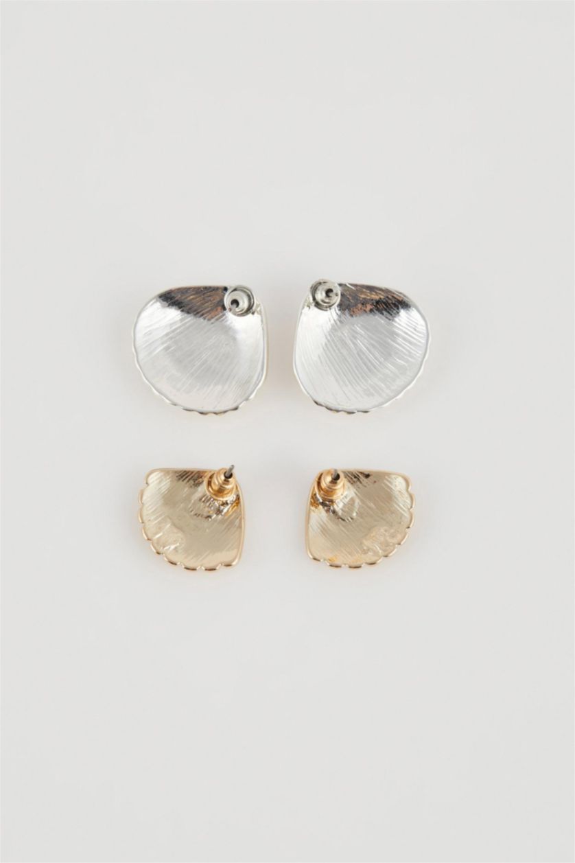 WOMAN Karma Woman Seashell Earrings