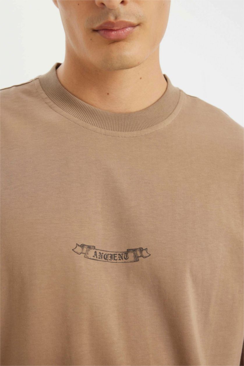 Man Vison Oversize Fit Crew Neck Back Printed T-Shirt