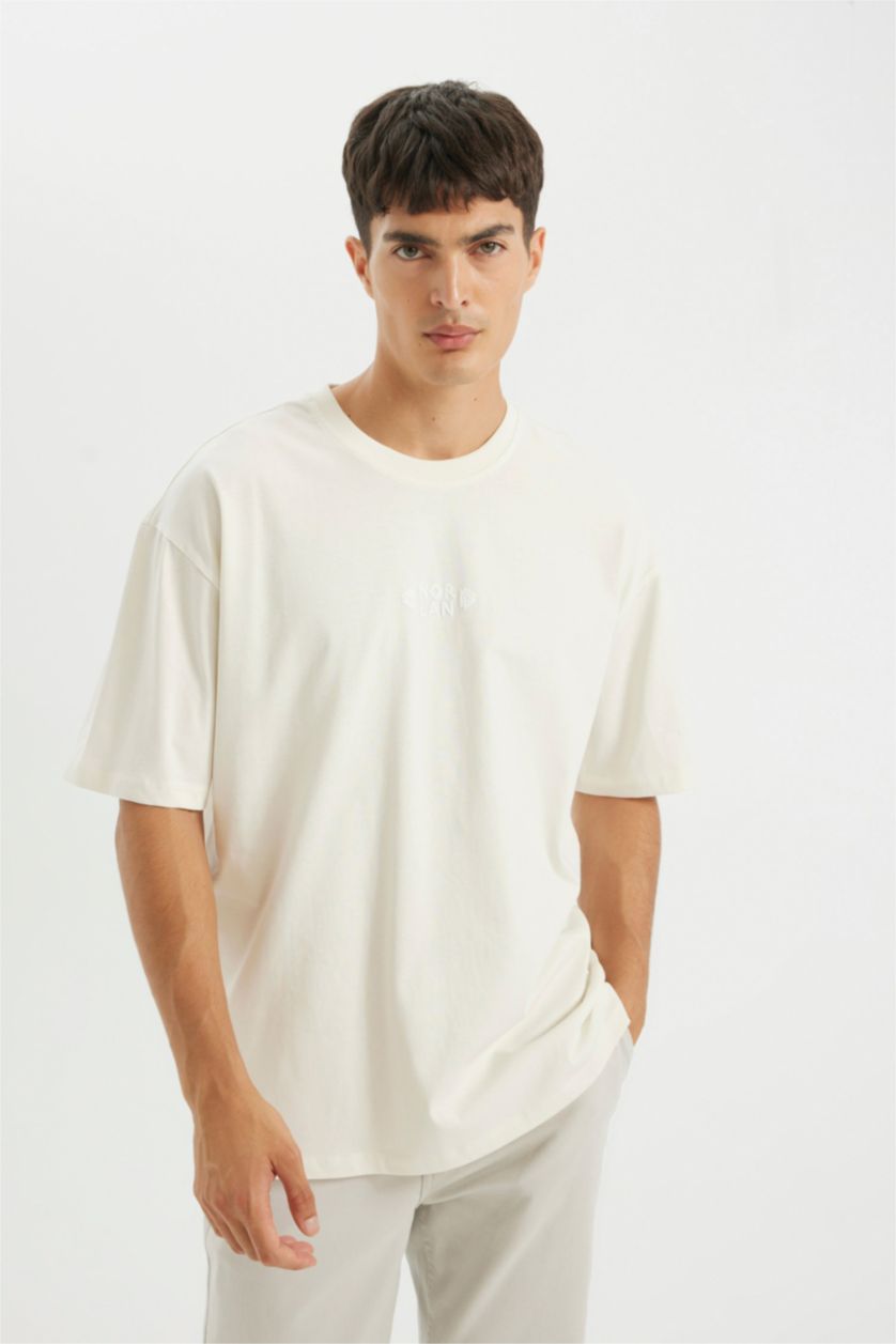 Man Ecru Oversize Fit Crew Neck Back Printed T-Shirt