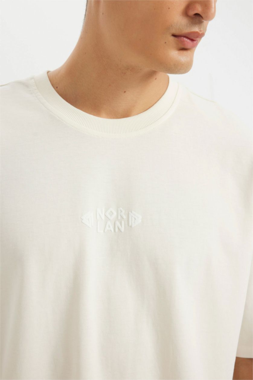 Man Ecru Oversize Fit Crew Neck Back Printed T-Shirt