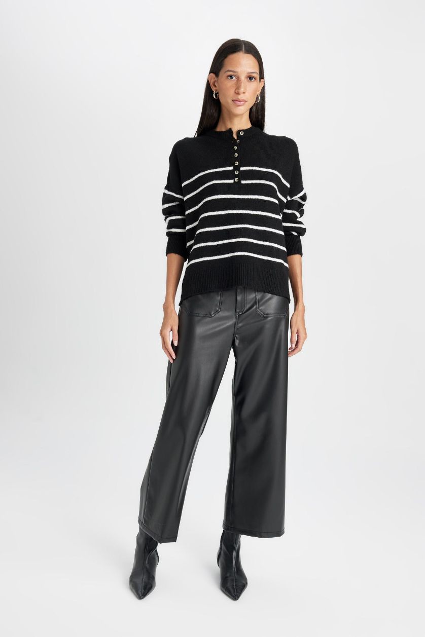 Kadın Siyah Oversize Geniş Kalıp Düğmeli Yaka Triko Kazak