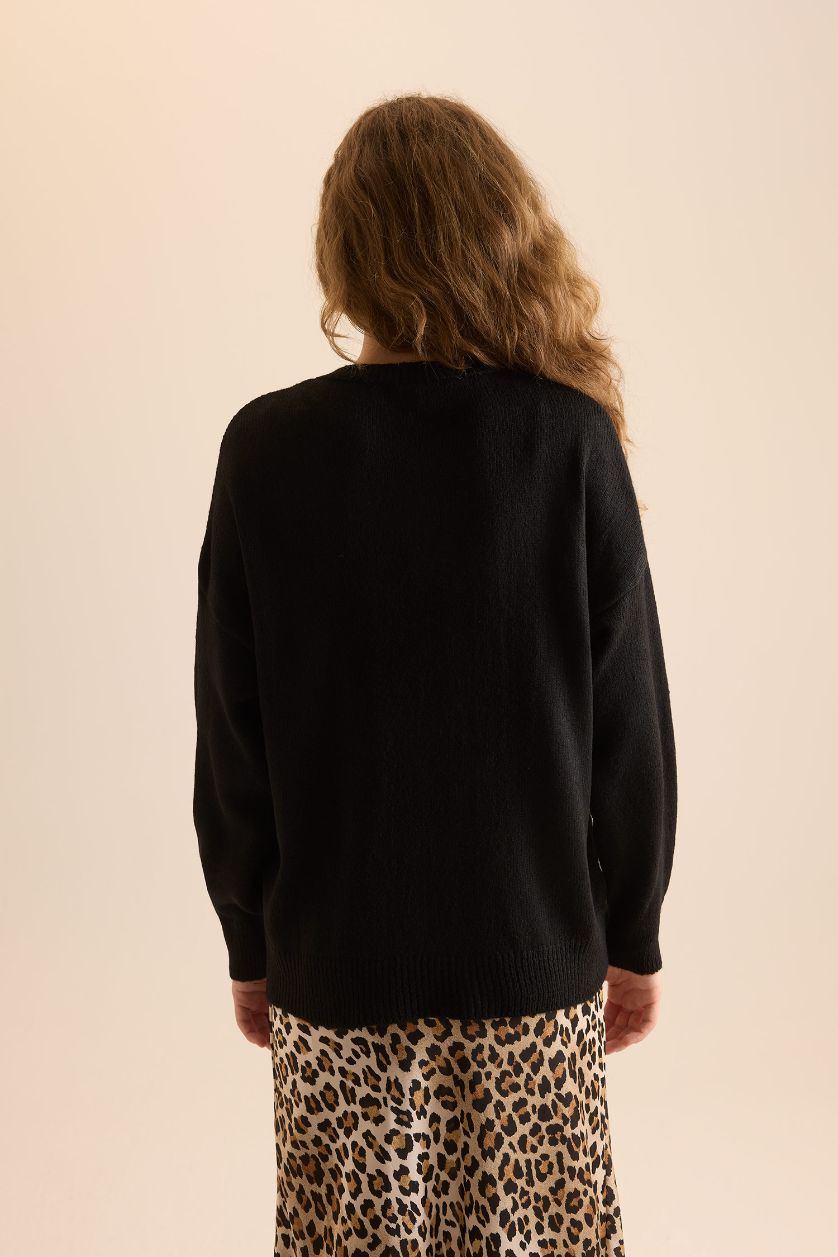 Kadın Siyah Oversize Geniş Kalıp Düğmeli Yaka Triko Kazak