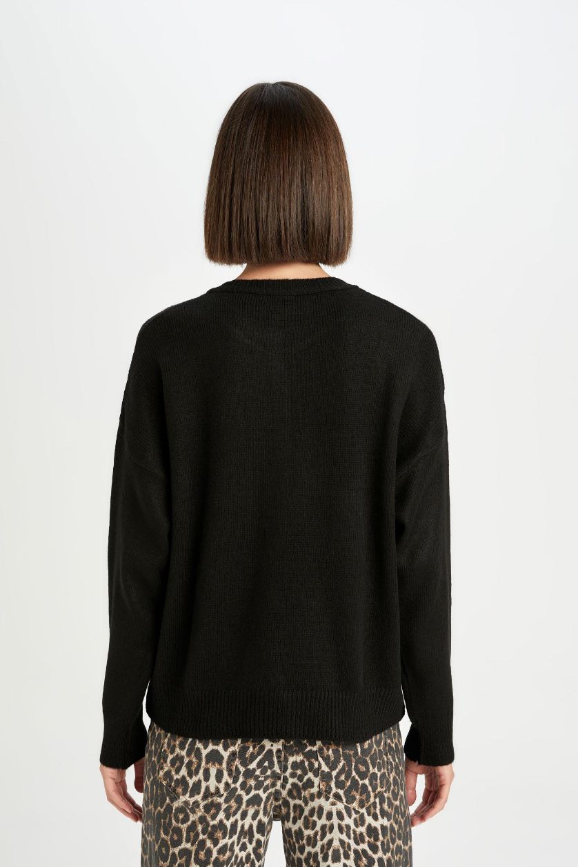 Kadın Siyah Oversize Geniş Kalıp Düğmeli Yaka Triko Kazak