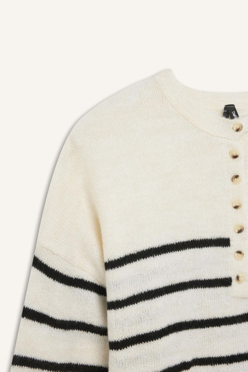 Kadın Ekru Oversize Geniş Kalıp Düğmeli Yaka Çizgili Triko Kazak