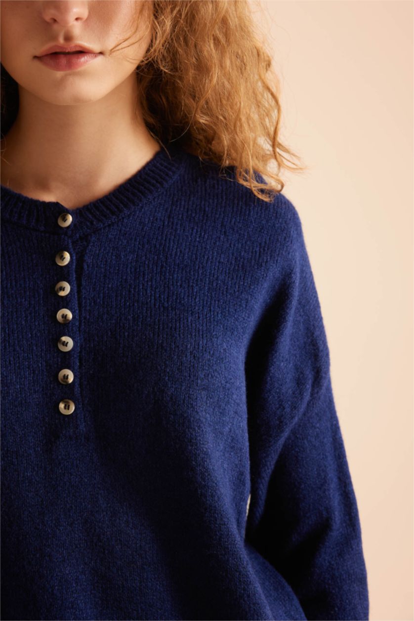 Kadın Lacivert Oversize Geniş Kalıp Düğmeli Yaka Triko Kazak