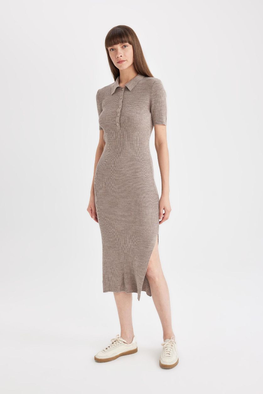 Kadın Vizon Fitted Polo Yaka Kısa Kollu Yırtmaçlı Midi Triko Elbise