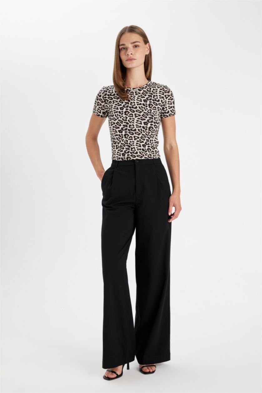 FEMME Noir T-Shirt Slim à Manches Courtes Léopard à Col rond