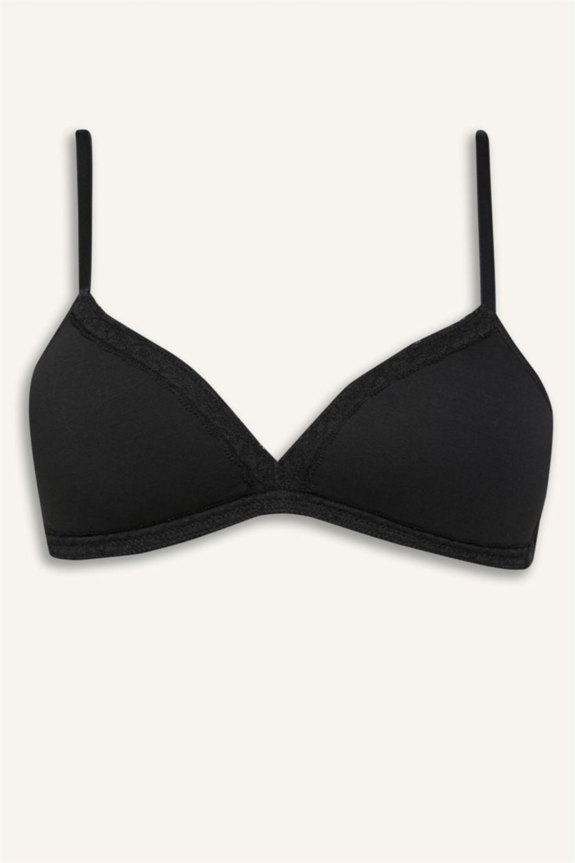 Woman Black Fall in Love With Lace First Bra