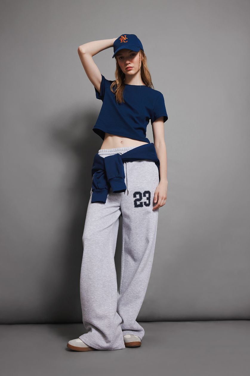 Kadın Gri Melanj Beli Bağcıklı Baskılı Kalın Wide Leg Geniş Bol Paça Eşofman Altı