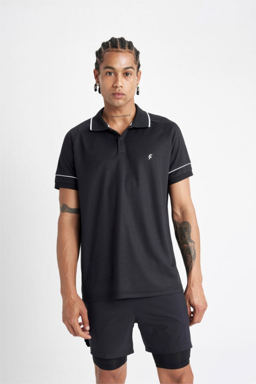 Man Black Slim Fit Polo Collar Pique Polo T-Shirt