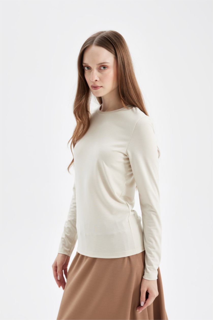 Kadın Ekru Bisiklet Yaka  Basic Düz Uzun Kollu Tişört