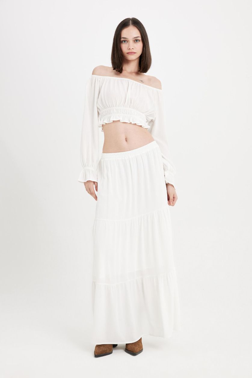 Kadın Kırık Beyaz Regular Fit Omuzu Açık Krinkıl Kumaş Uzun Kollu Beyaz Bluz