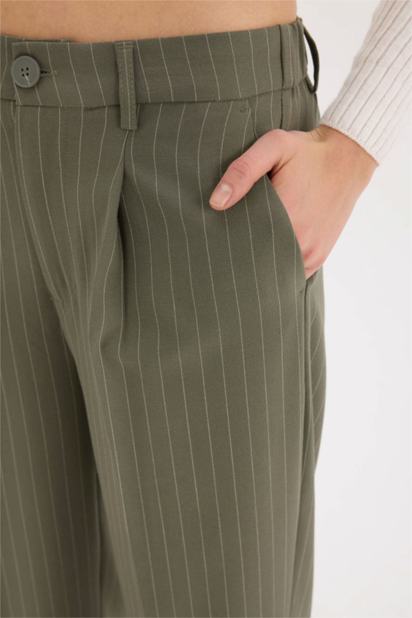 نساء كاكي فاتح بنطرون مخطط برجل واسع وايد ليج وخصر عادي