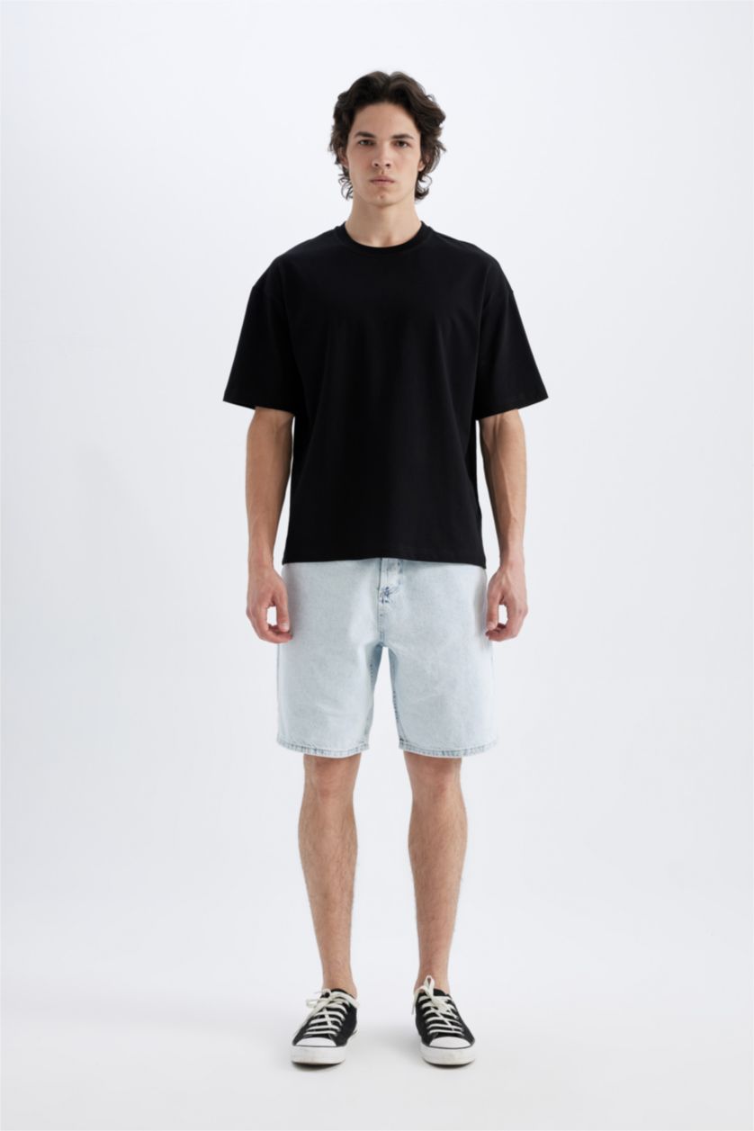 Man Black Boxy Fit Crew Neck Short Sleeve T-Shirt