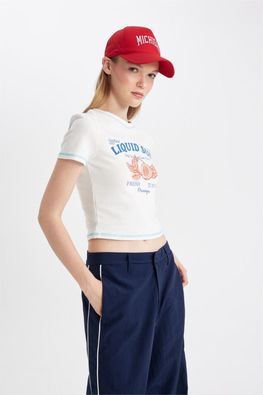 نساء اوف وايت تيشيرت قصير نص كم سليم فيت مضلع برقبة مستديرة