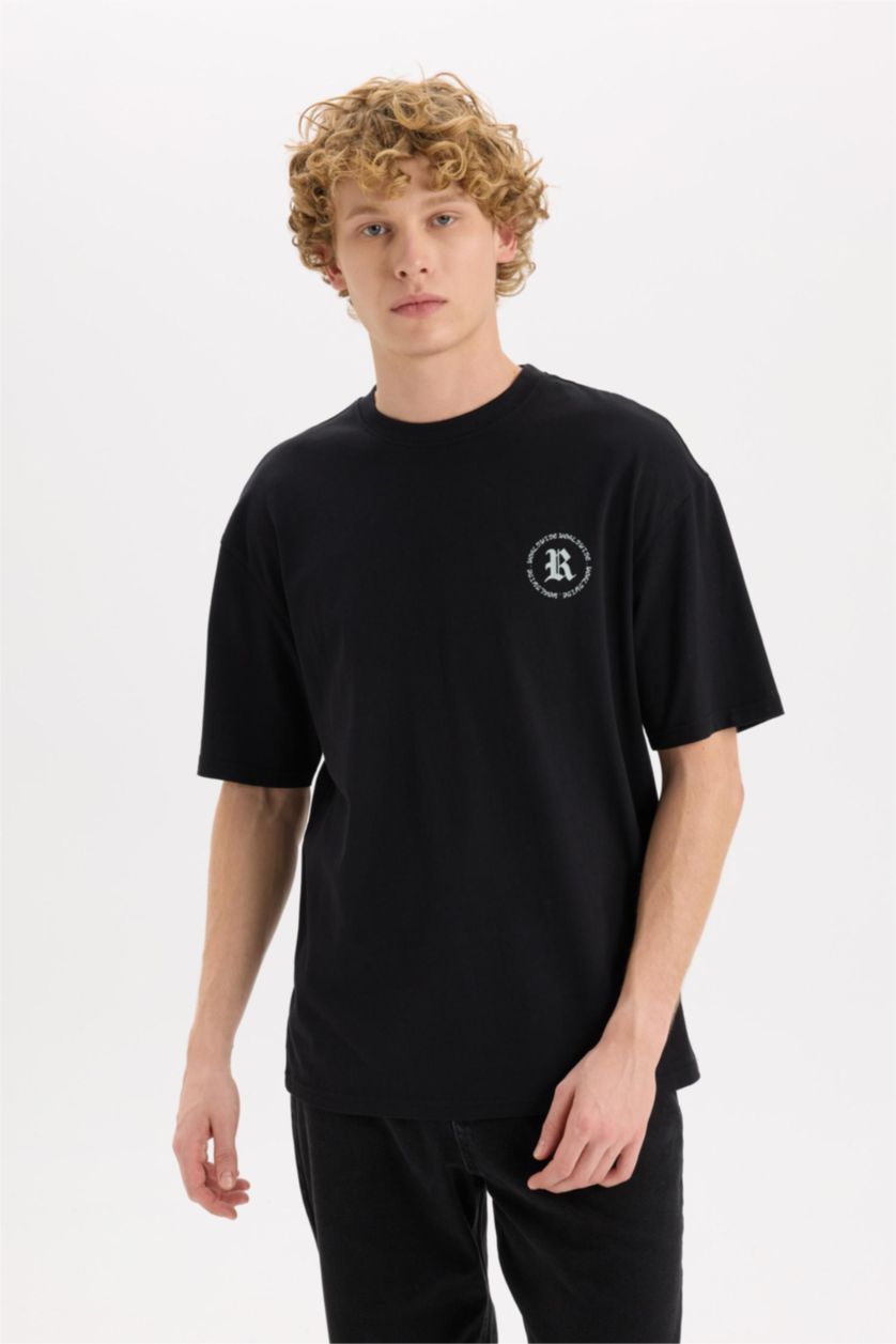 Erkek Siyah %100 Pamuk Boxy Fit Bisiklet Yaka Sırt Baskılı Kısa Kollu Tişört