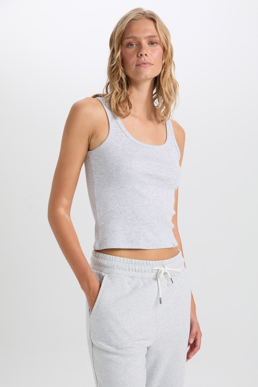 FEMME Gris Ctelé