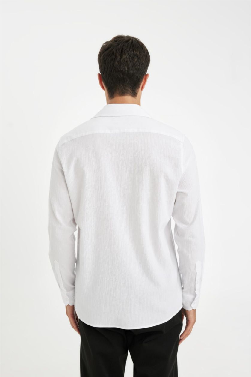 Erkek Beyaz Modern Kesim Krinkıl Kumaş Gofre Desenli Uzun Kollu Gömlek