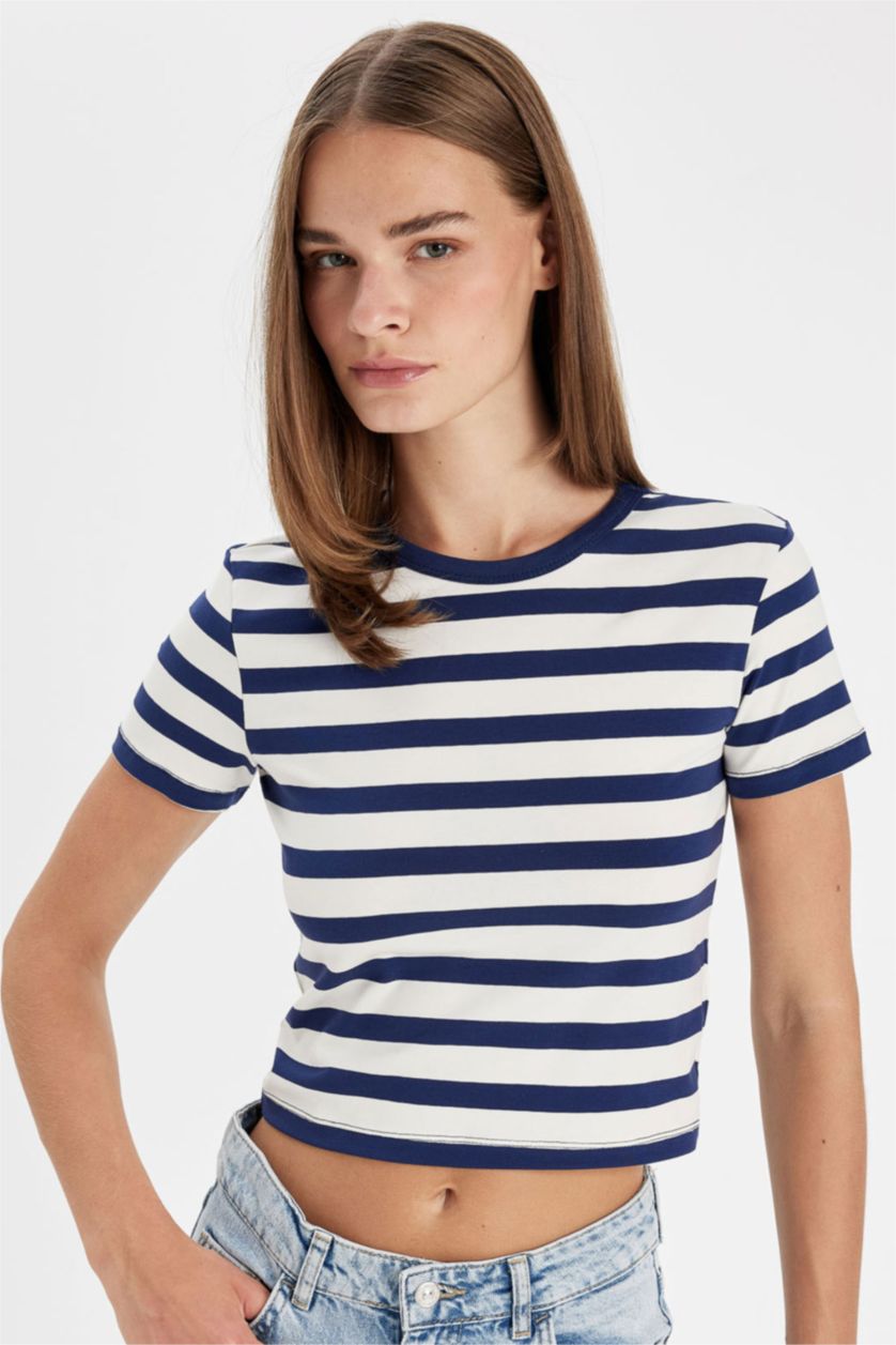 Kadın Lacivert Slim Fit Dar Kesim Bisiklet Yaka Çizgili Penye Kısa Kollu Tişört