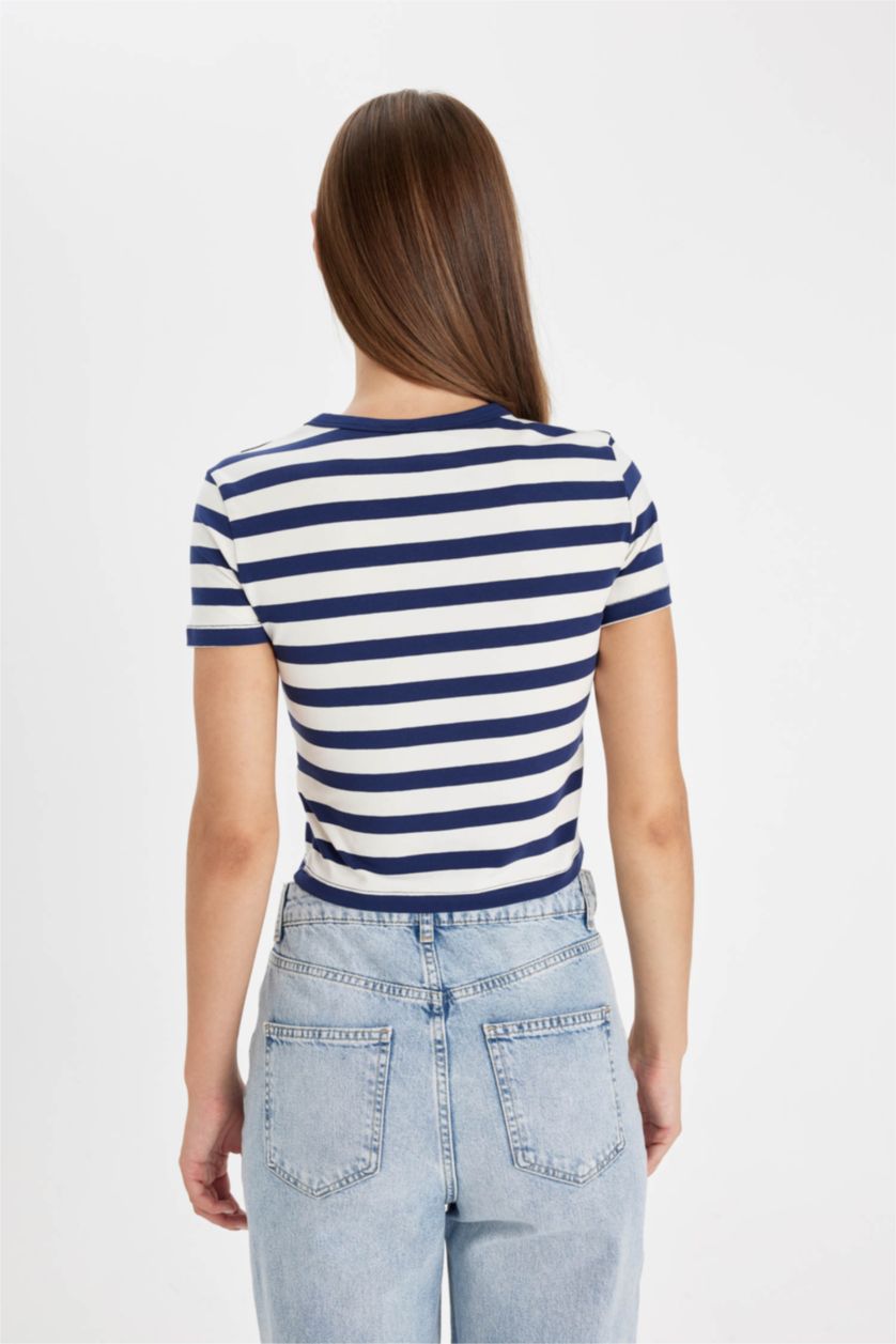 Kadın Lacivert Slim Fit Dar Kesim Bisiklet Yaka Çizgili Penye Kısa Kollu Tişört