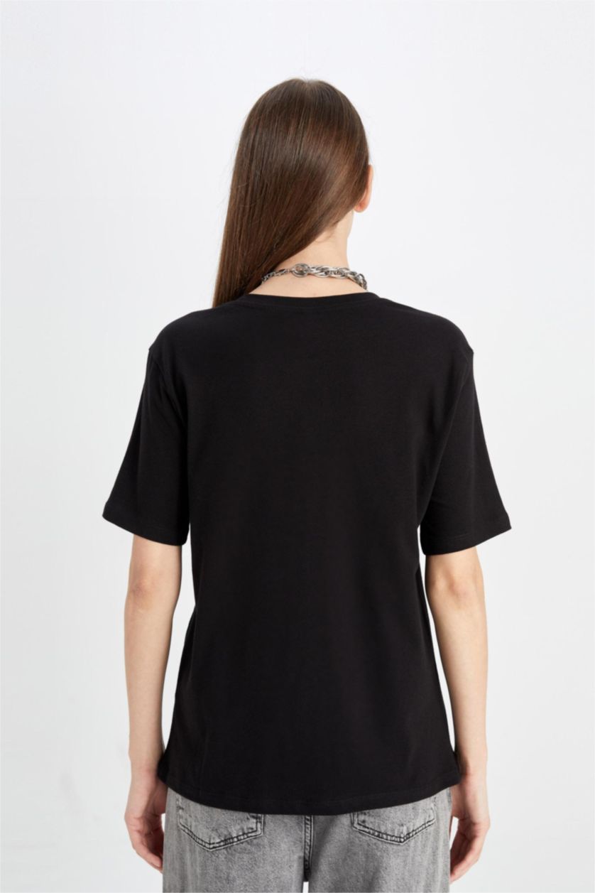 Kadın Siyah Regular Fit Bisiklet Yaka Taş Detaylı Casual Kısa Kollu Tişört