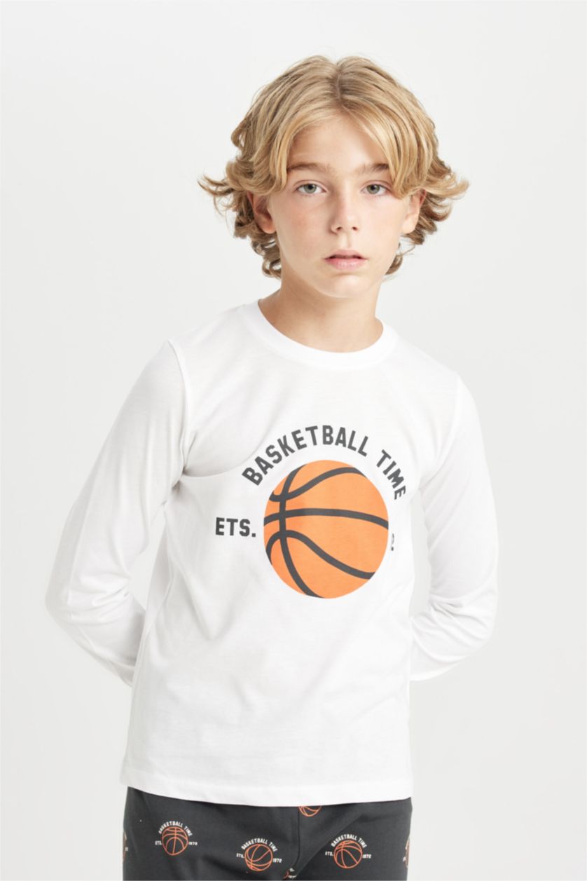 أولادي أبيض طقم بيجاما اولادي بنطلون وتيشيرت ابيض قصة عادية - قطعتين