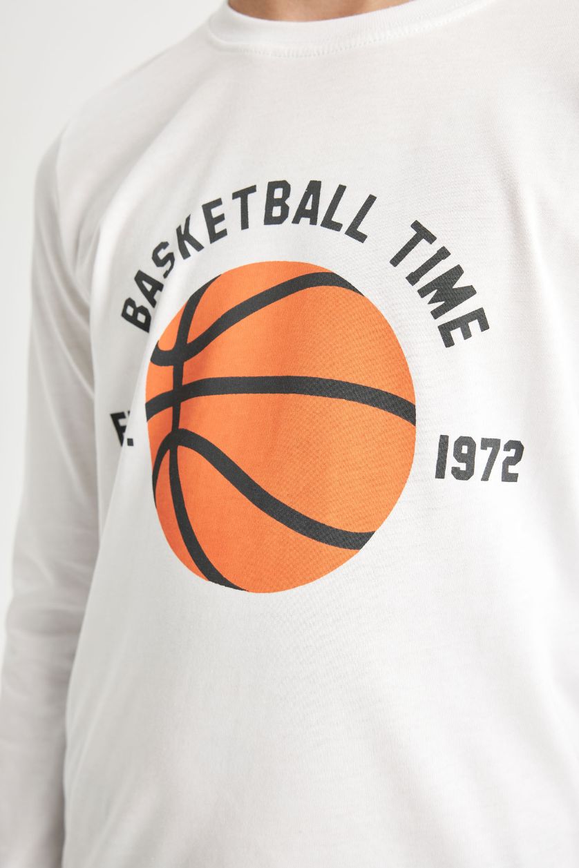 أولادي أبيض طقم بيجاما اولادي بنطلون وتيشيرت ابيض قصة عادية - قطعتين