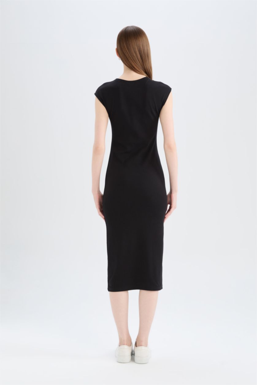 Woman Black Bodycon Crew Neck Ribana Midi Dress