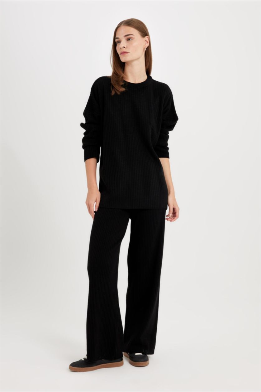 Kadın Siyah Relax Fit 2'li Takım Triko Bisiklet Yaka Kazak Geniş Paça Pantolon