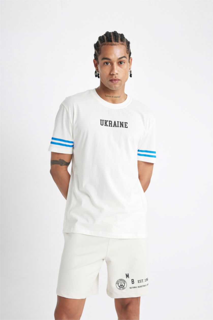 رجال بيج فاتح تيشيرت رياضي  قصة عادية من DeFactoFit