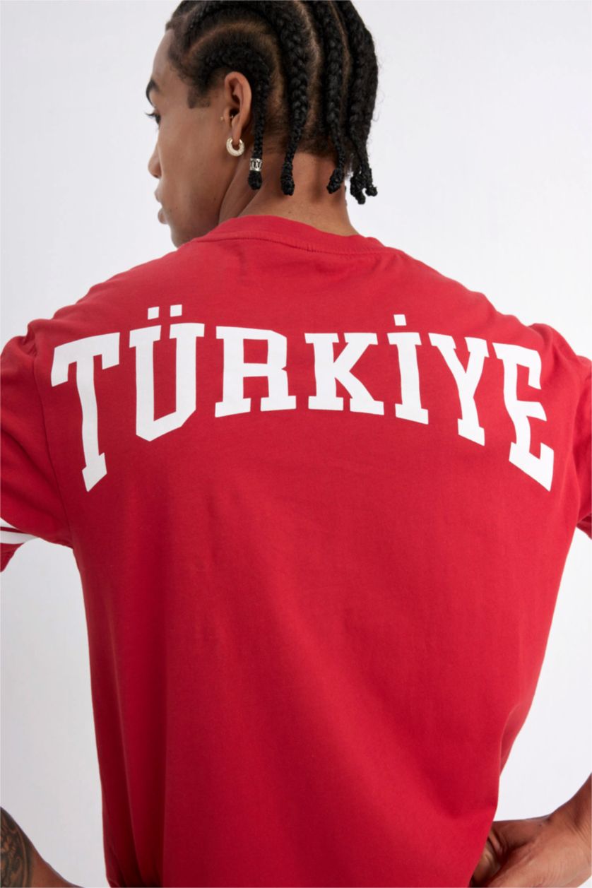 رجالي أحمر تيشيرت رياضي قصة عادية مطبوع من DeFactoFit