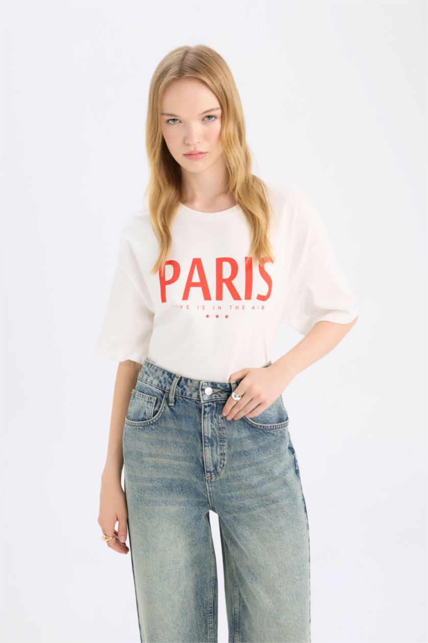 Kadın Ekru Oversize Geniş Kalıp Bisiklet Yaka Baskılı Kısa Kollu Tişört