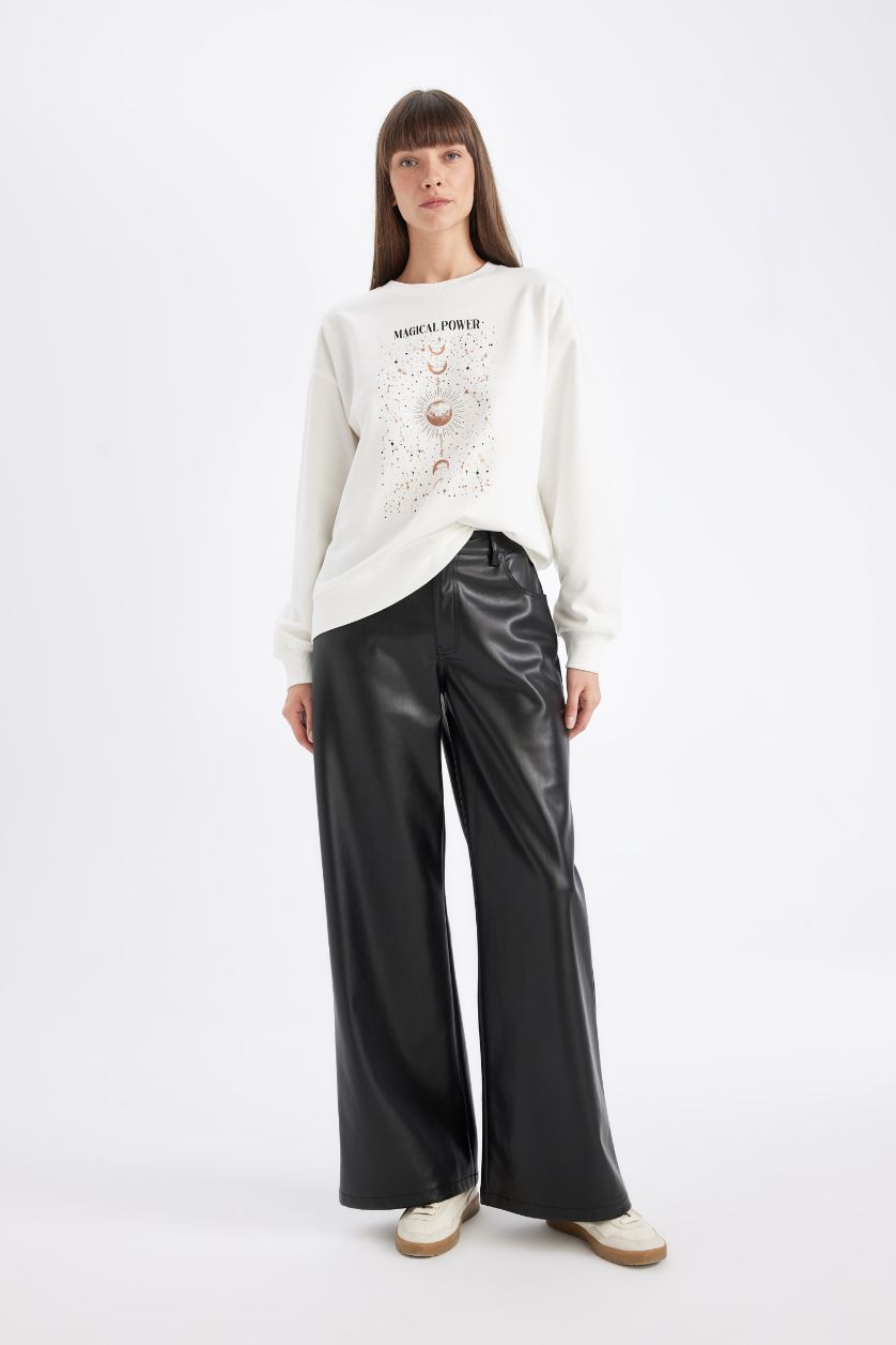 نساء بيج فاتح سويت شيرت كاجوال رقيق مطبوع قصة مريحة