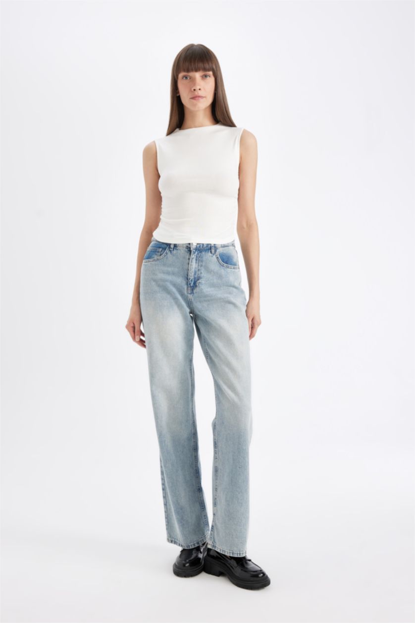 Kadın Ekru Slim Fit Dar Kesim Yarım Balıkçı Yaka Ribana Basic Düz Atlet