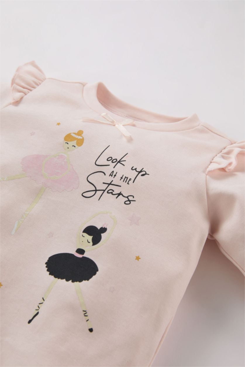 Kız Bebek Açık Pembe Kız Bebek Pijama Takımı Balerin Baskılı Uzun Kollu Üst Beli Lastikli Uzun Alt