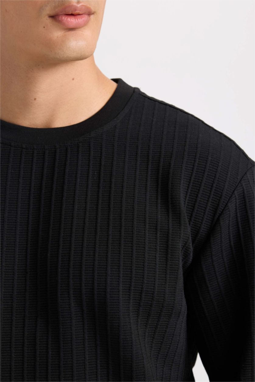 MAN Black Regular Fit Crew Neck Jacquard Basic Sweatshirt